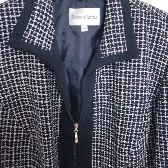 Lined, Lightweight, Tweed, Zip Up Blazer/Jacket - Picture 4 of 10